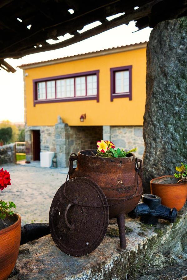 Casa Do Ribeiro Guest House Lago  Bagian luar foto