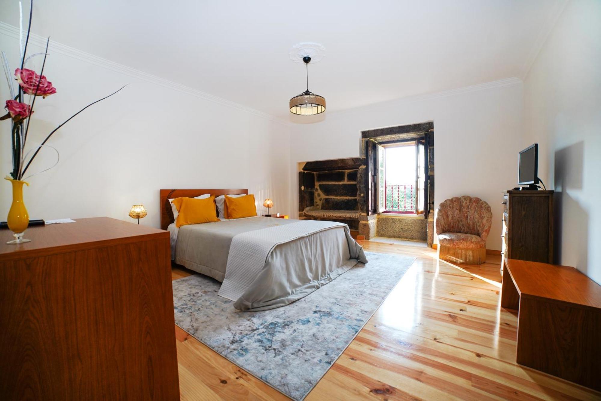 Casa Do Ribeiro Guest House Lago  Bagian luar foto